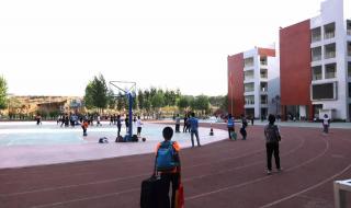 郑州外国语 郑州外国语